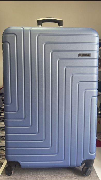 Пластикова валіза Л АкціЯ