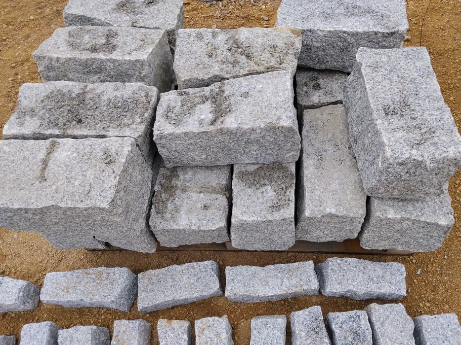 Obrzeża Palisady Ramka Granit Grysy  Pobrzeże