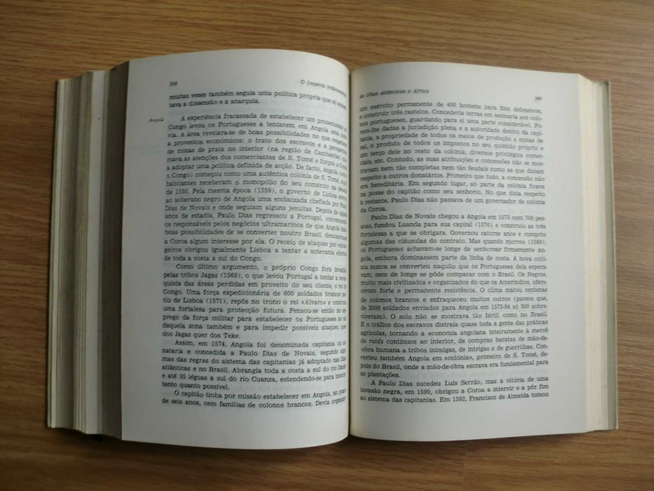 História de Portugal
de A.H. de Oliveira Marques
Volume I