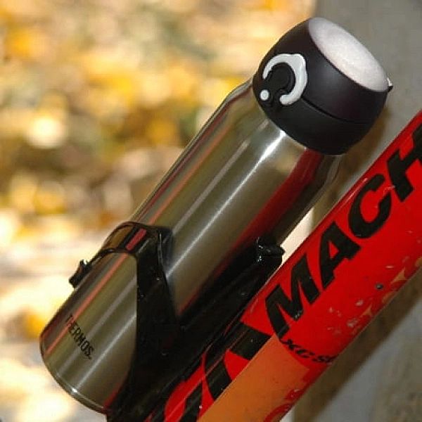 Mobilny termokubek Thermos 0,5l stal nierdzewna (termos na rower)