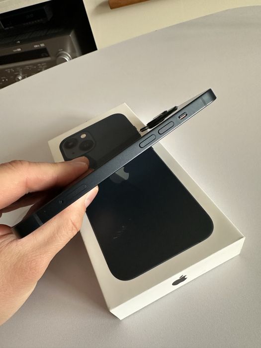 Iphone 13, 128GB, Midnight, nowa bateria 100% kondycji, perfect.