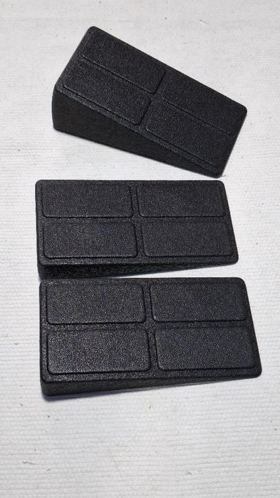 Plataforma em angulo para treino como nova. Composta por 3 peças.
