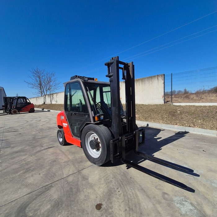 Навантажувач MANITOU 2,5 тон 2017р.