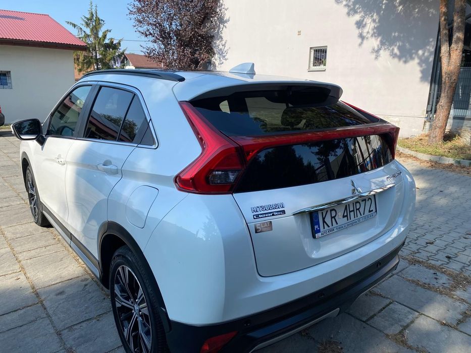 Mitsubishi Eclipse Cross Mitsubishi Eclipse-Cross, bogato wyposażony SUV