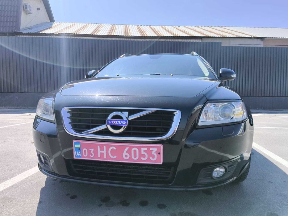 Продам Вольво V50. 1.6 дизель D2