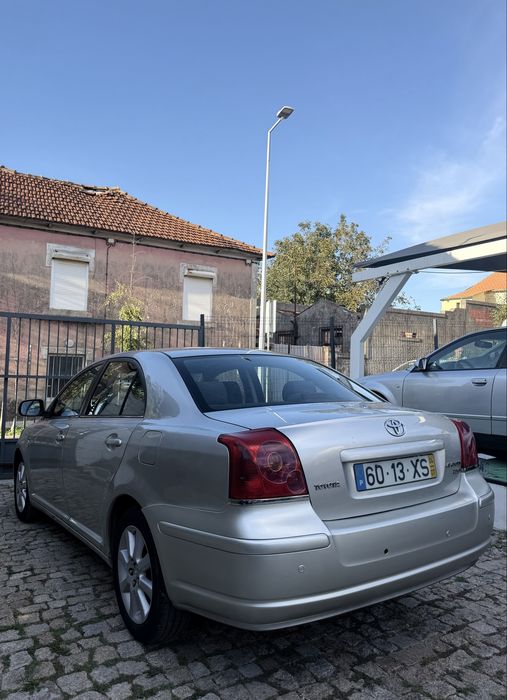 Toyota Avensis 2.0 D-4D | 2004 | Nacional