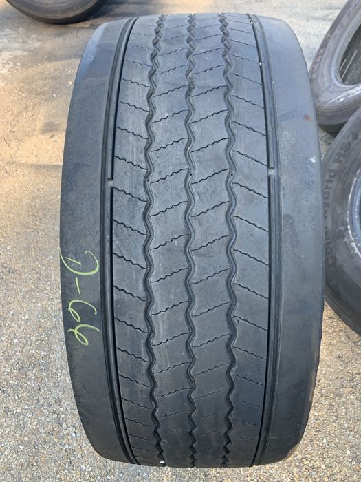 D66. 385/55/22,5 Continental HS5