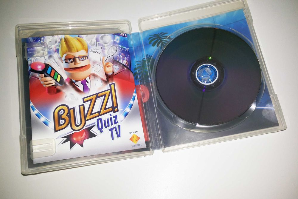 Buzz Quiz TV + Campainhas - Jogo para Playstation 3 - PS3