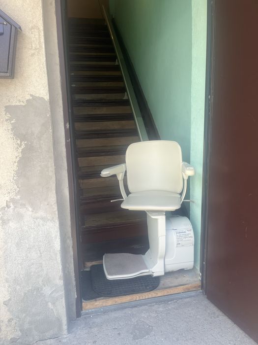 Krzesełko schodowe winda schodowa