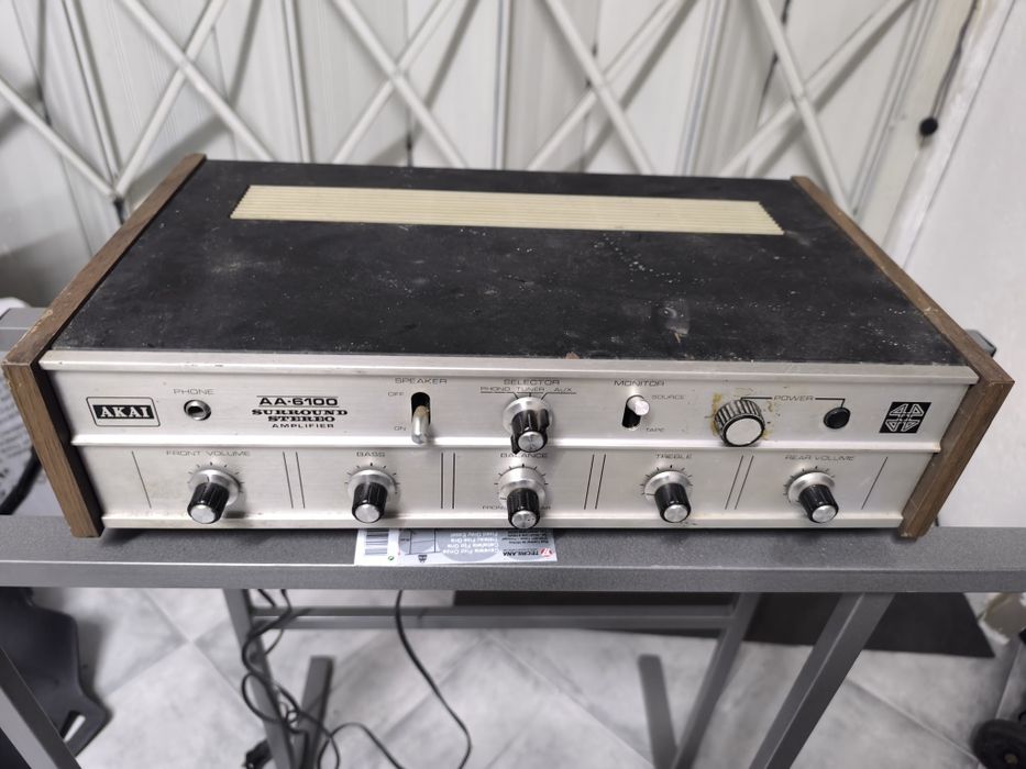 Amplificador AKAI AA-6100