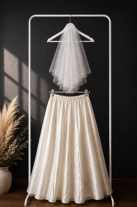 Vestido noiva Bordado, Pérolas, Véu, Laço e "saia interior" - ! SALDOS !
