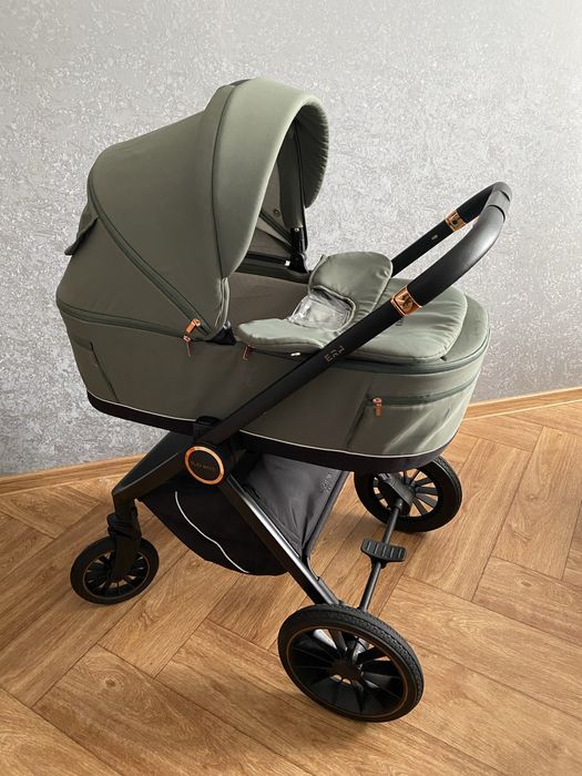 Продам коляску El Camino ME 1100-1 ERA