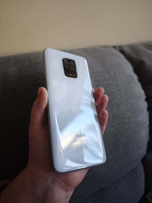 Продам redmi note 9 pro 6/64 white