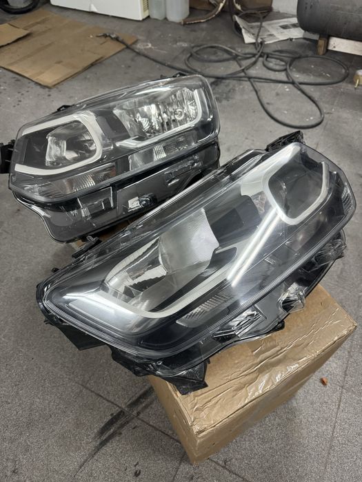 Par de Óticas Originais Valeo - Citroën Berlingo