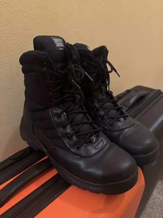 Botas taticas “seguranca” como novas