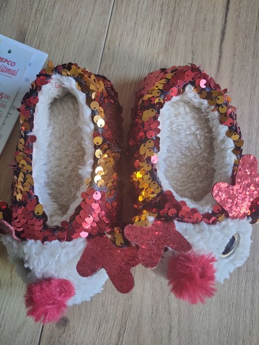 Nowe Kapcie renifery cekiny świąteczne r.19 r.20 r.21