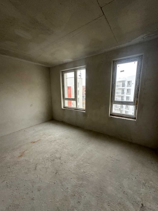 2к квартира на Сихові в новобудові