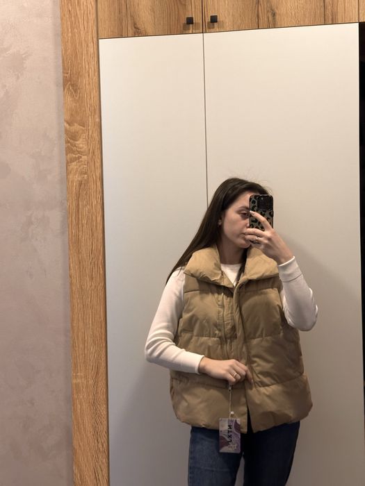 Нова жіноча жилетка безрукавка оверсайз верхній одяг куртка