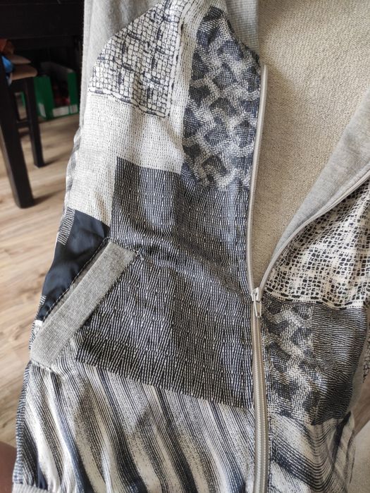 Butikowa bluza typu bomberka