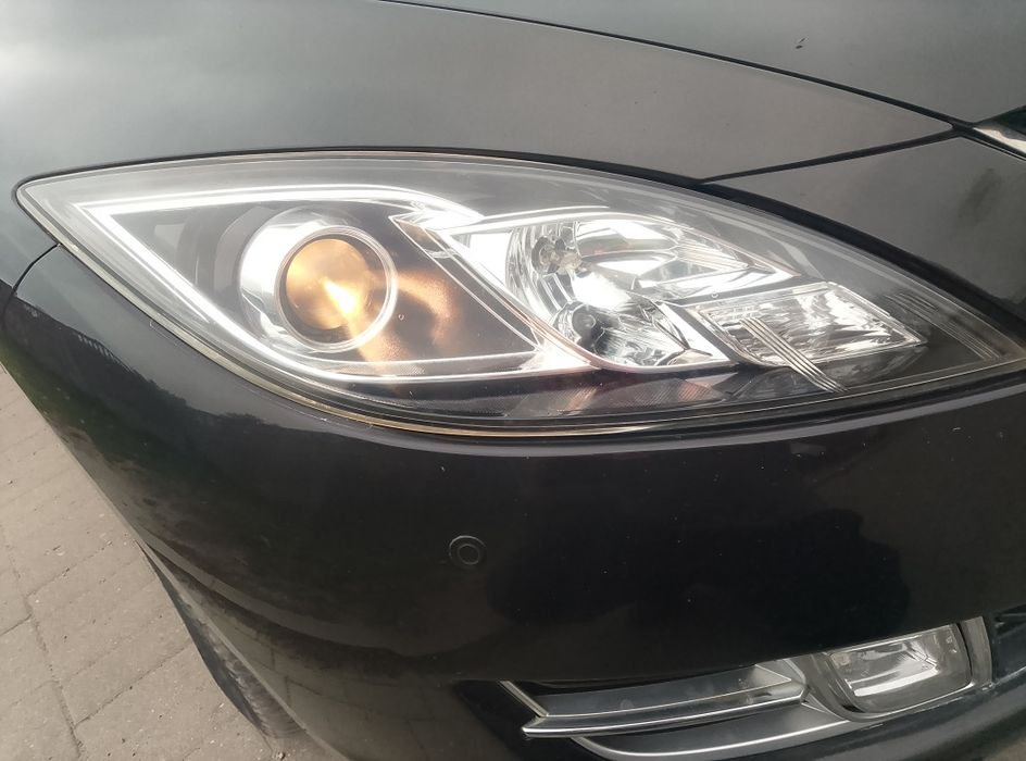Lampy przód Mazda 6 GH