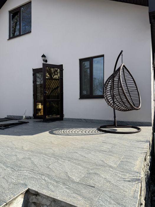 Продаж гарного сучасного будинку для вашої сімї