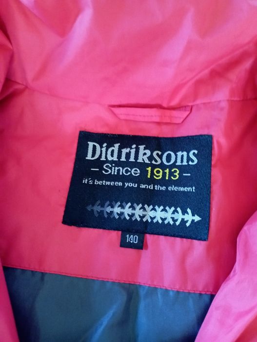 Kurtka wiatrówka 140 czerwona