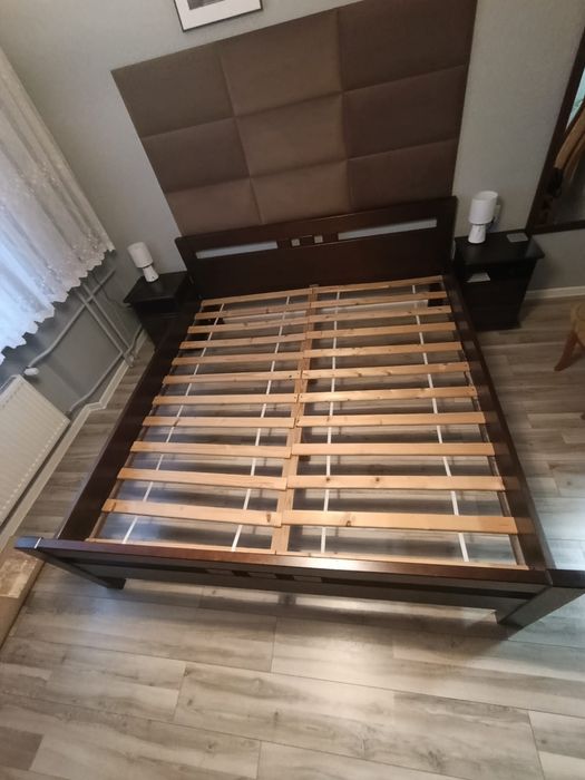 Komplet lóżko, komoda szafki nocne- lite drewno