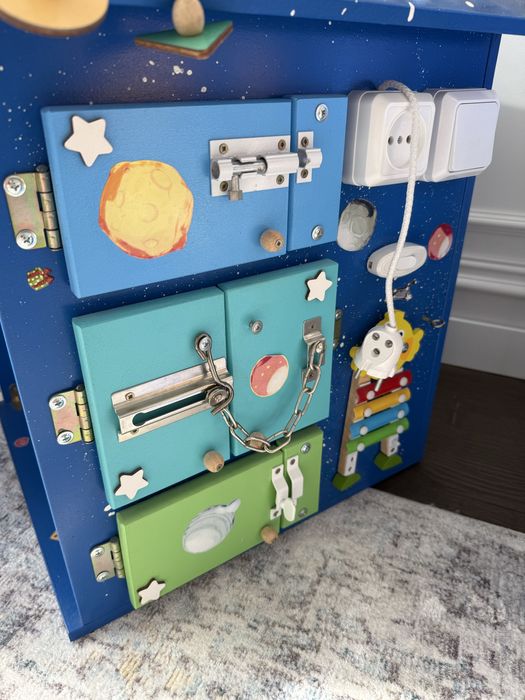 Бізібудинок дитячій