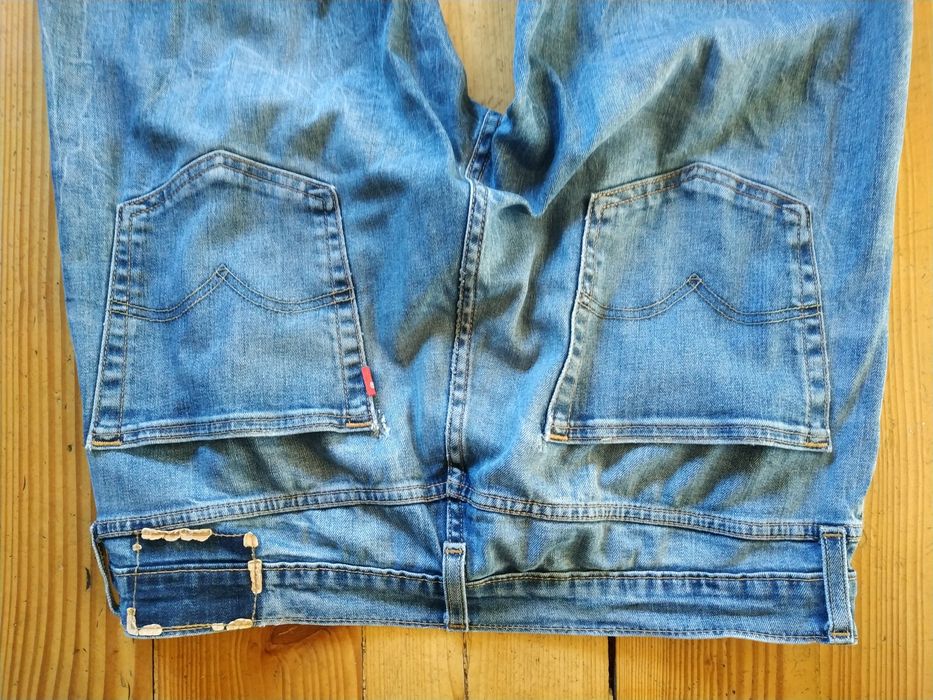 Levi's 36/30 Levis 501 vintage z dziurami