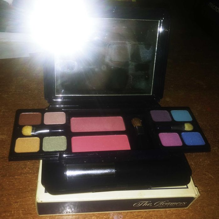 Пудра Lakme The Gleamers Night & Day Coffret (винтаж)