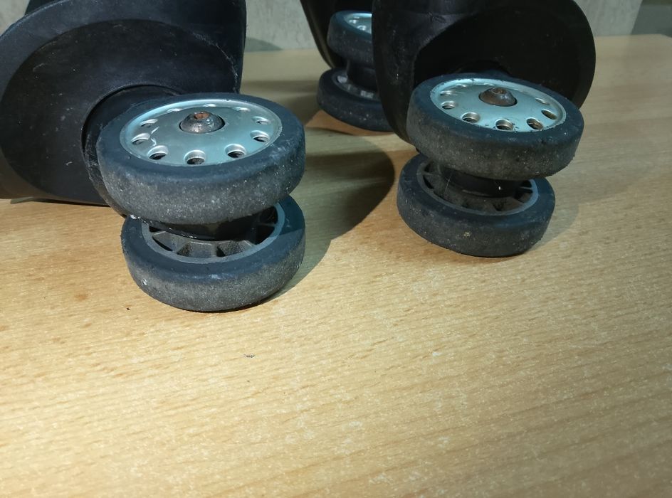 Kółko kółka do walizki ARIES Travel symbol A-24