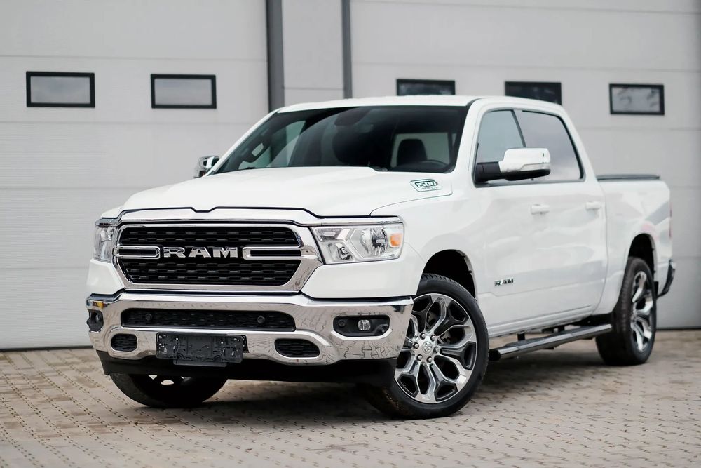 RAM 1500 Crew Cab / Idealny Stan / Przebieg 11000km / Auto bezwypadkowe /