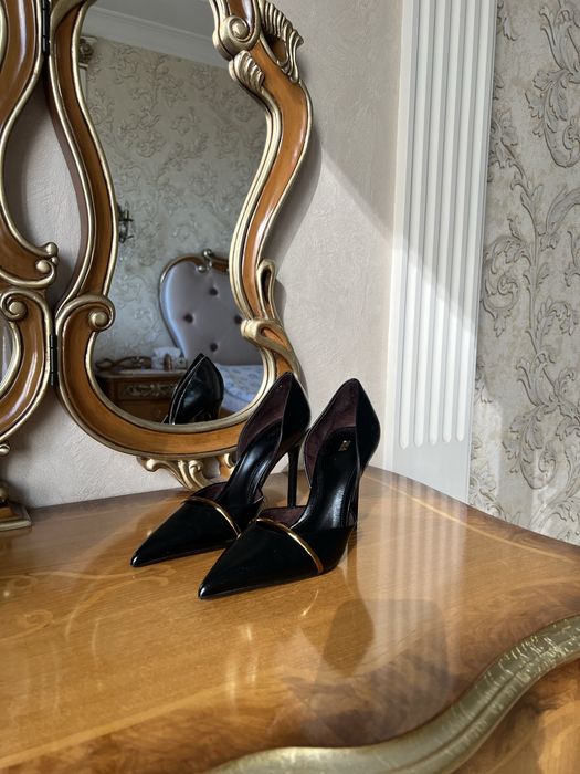 Жіночі туфлі Zara,лодочки, Женские туфли ZARA лодочки кожа каблук 38