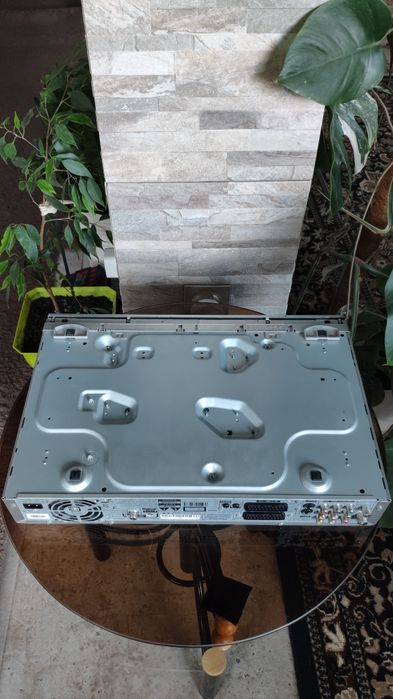 DVD-рекордер Pioneer DVR-550H-S