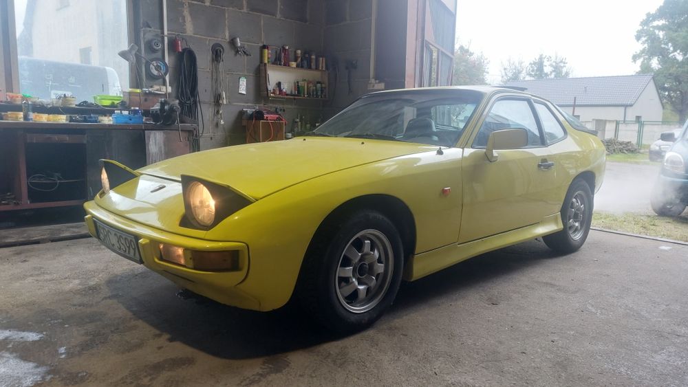 Porsche 924 w dobrym stanie
