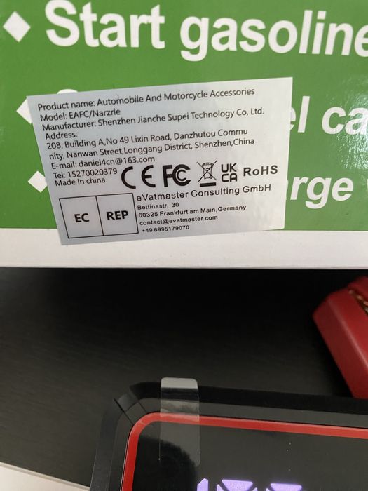 Startrer samochodowy / jump starter