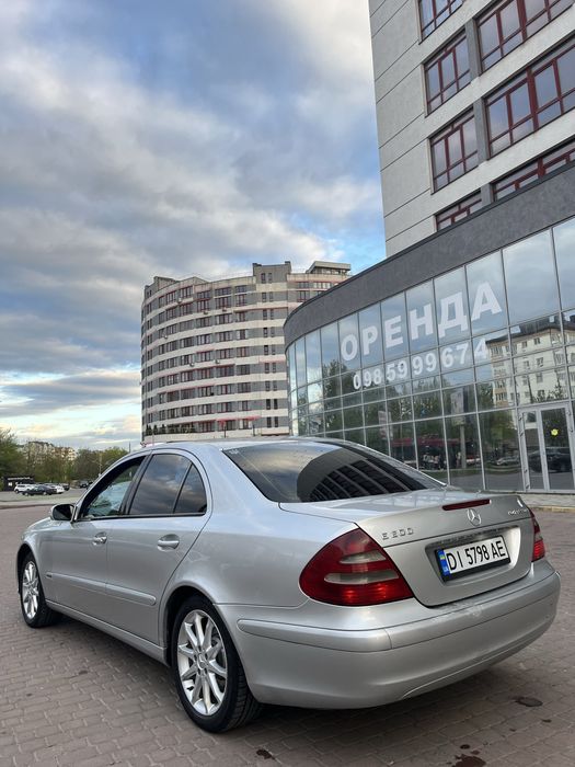 Mercedes benz e211
