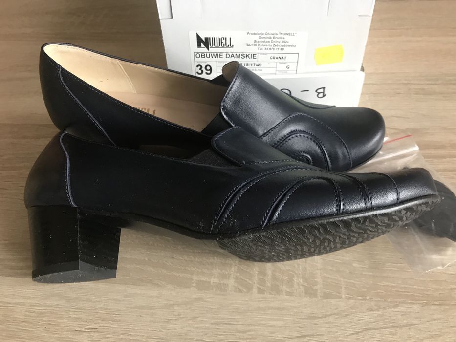 Granatowe damskie buty skóra naturalna rozmiar 39/40