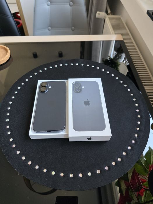 Iphone 16 128 GB Black na gwarancji