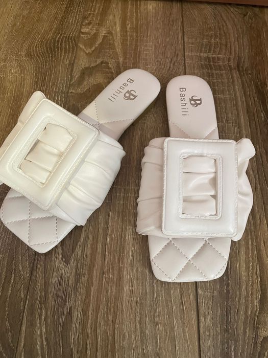 Нові шльопки 36 розмір