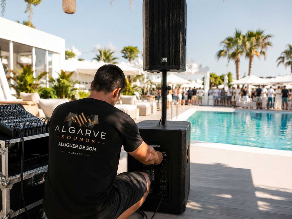 Aluguer de Sistemas de Som e Karaoke no Algarve