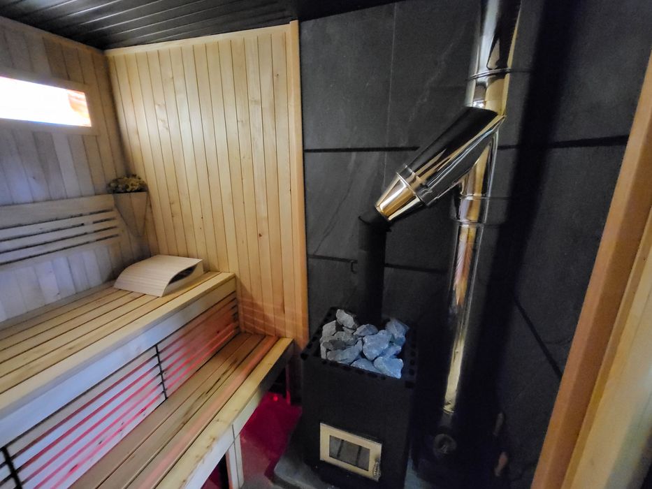 Комплекс Бані на Дніпрі. "Маячок"