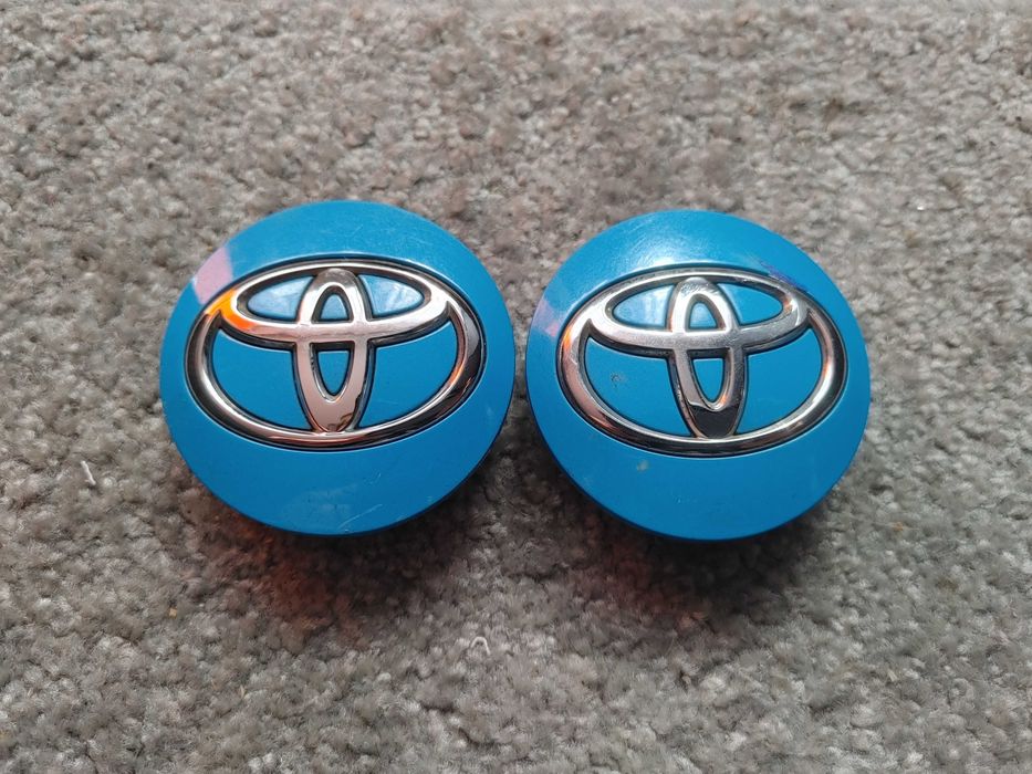Dekielki alufelgi Toyota 57mm x 53mm oryginal na sztuki