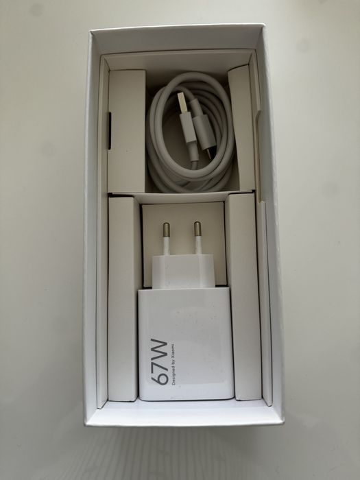 Xiaomi 13T 256GB + 8GB RAM (apenas venda)