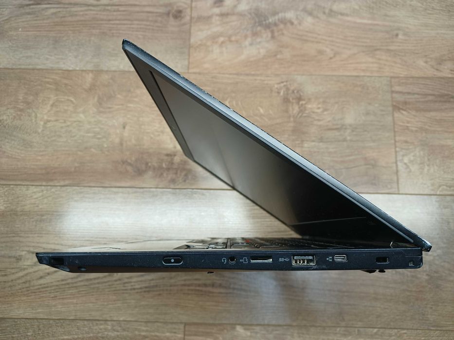 Ноутбук Lenovo ThinkPad L390 некомплектний