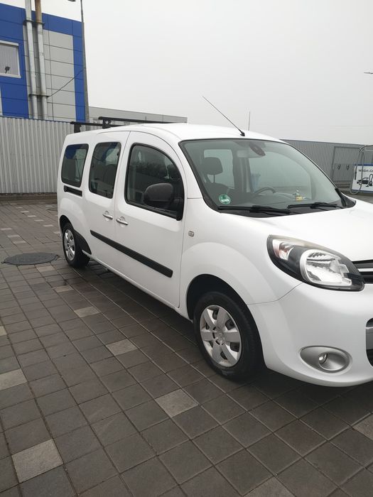 Продам своє авто Renault Kangoo 2015 року оригінальний пасажир 7 місць