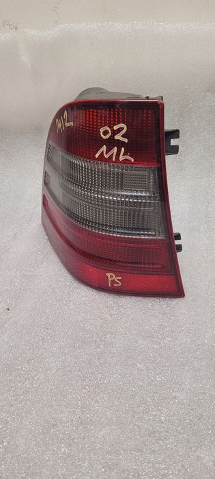 mercedes ml w163 98- lampa lewa lub prawa tył a1638200164 a1638200264