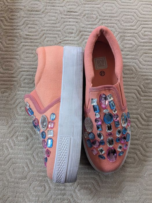 Colors of California slip-on z kryształkami rozm. 37