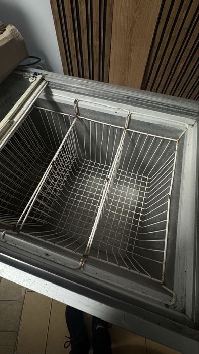 Морозильна ларь 400