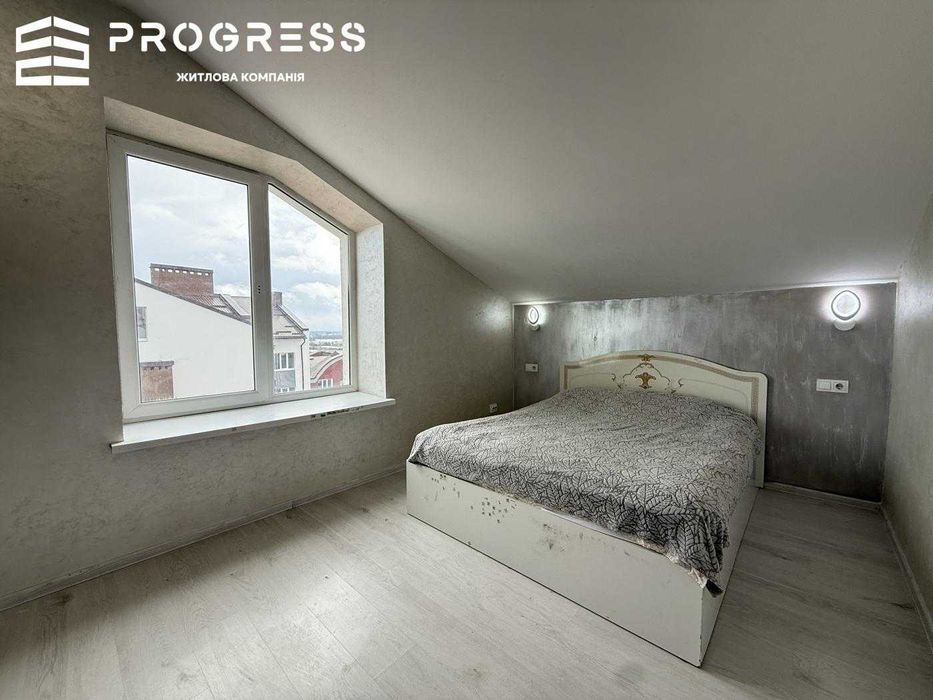Продаж 2-кімнатної мансардної квартири в Містечко Центральне!